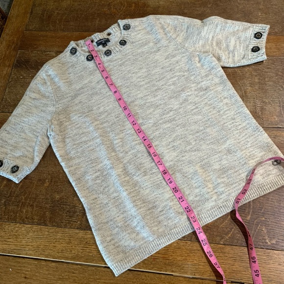 Beautiful Chanel Sweater Short Sleeve Size 42 Mint Condition - Picture 10 of 11
